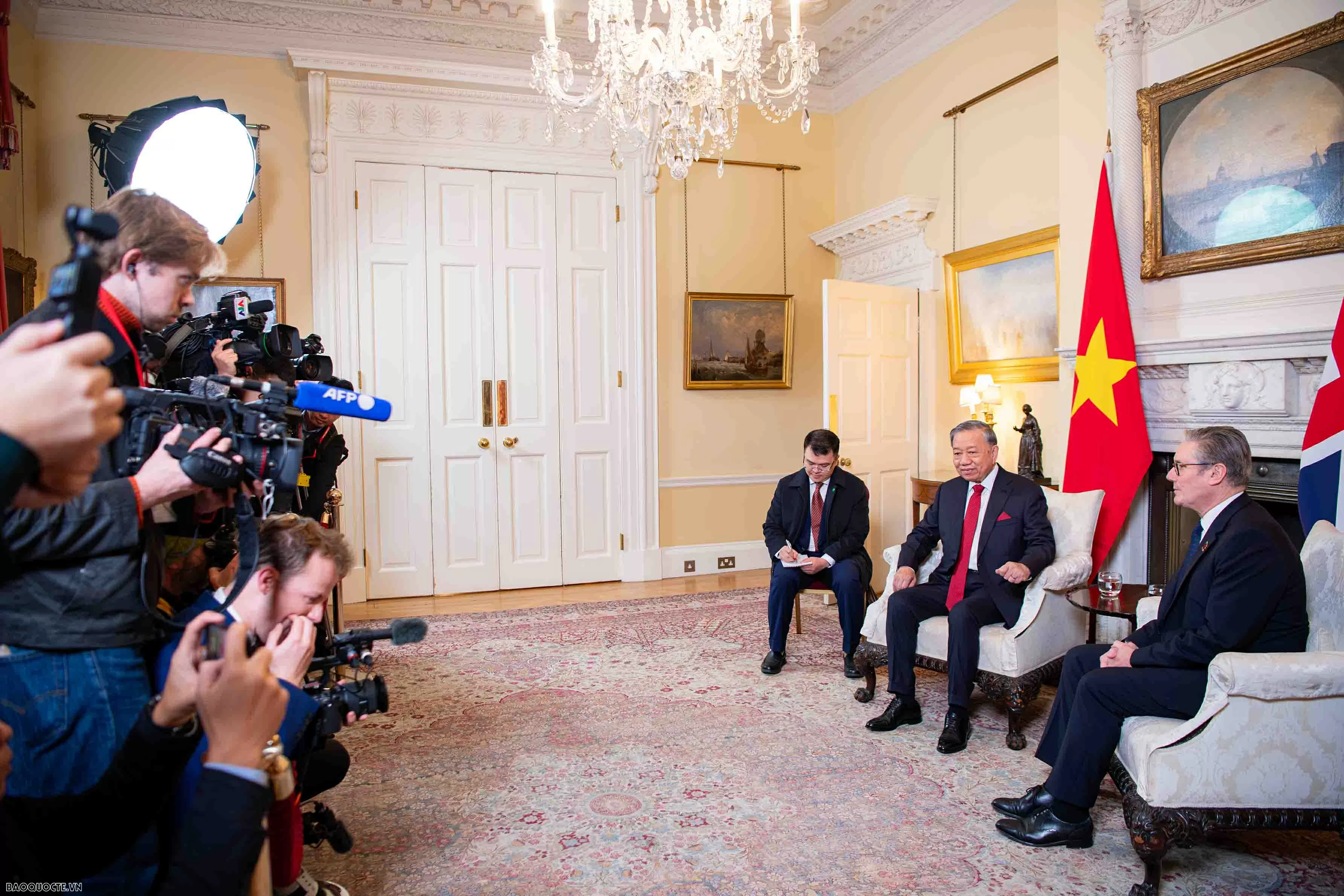 Thủ tướng Anh Keir Starmer đón và hội đàm với Tổng Bí thư Tô Lâm