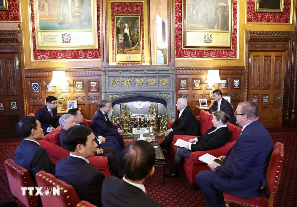 Tổng Bí thư Tô Lâm hội kiến Chủ tịch Hạ viện Anh Lindsay Hoyle Tổng Bí thư Tô Lâm hội kiến Chủ tịch Hạ viện Anh Lindsay Hoyle