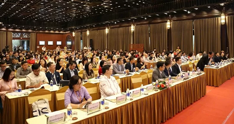 Kết nối công nghiệp văn hoá và du lịch bền vững – hướng đi tất yếu của thời hội nhập Kết nối công nghiệp văn hoá và du lịch bền vững: Hướng đi tất yếu thời hội nhập