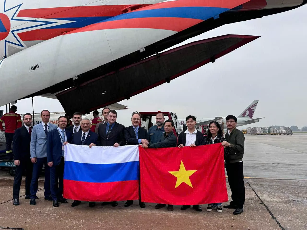 Nga gửi viện trợ nhân đạo tới người dân Việt Nam bị ảnh hưởng thiên tai Nga gửi viện trợ nhân đạo tới người dân Việt Nam bị ảnh hưởng thiên tai