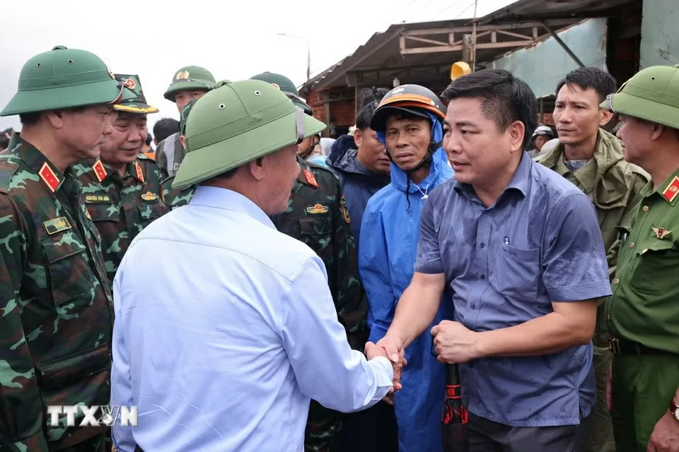 Thường trực Ban Bí thư Trần Cẩm Tú: Không để người dân bị thiếu thốn, cô lập trong thiên tai
