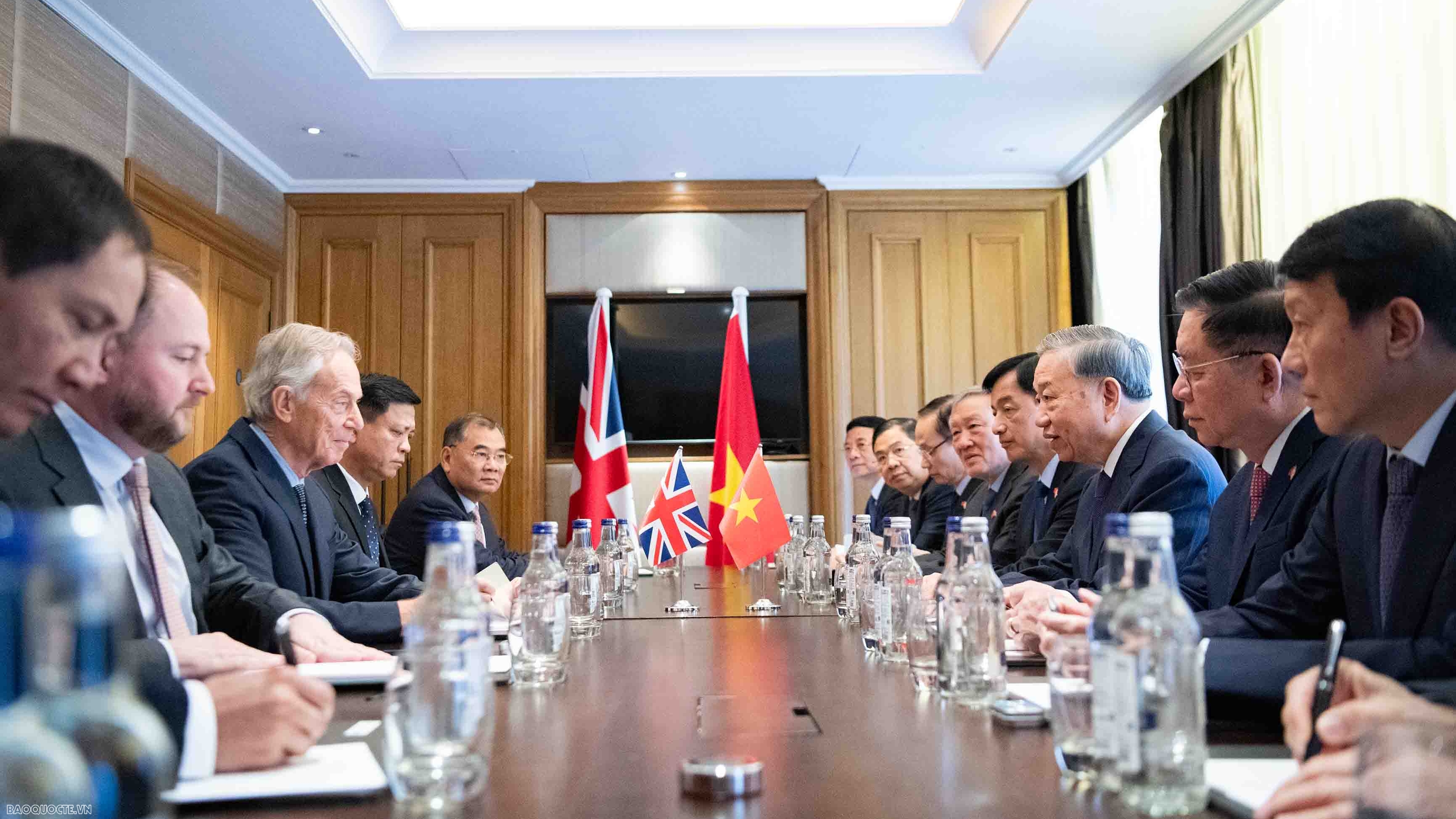 Cựu Thủ tướng Anh: Việt Nam hiện đang là điểm sáng của thế giới