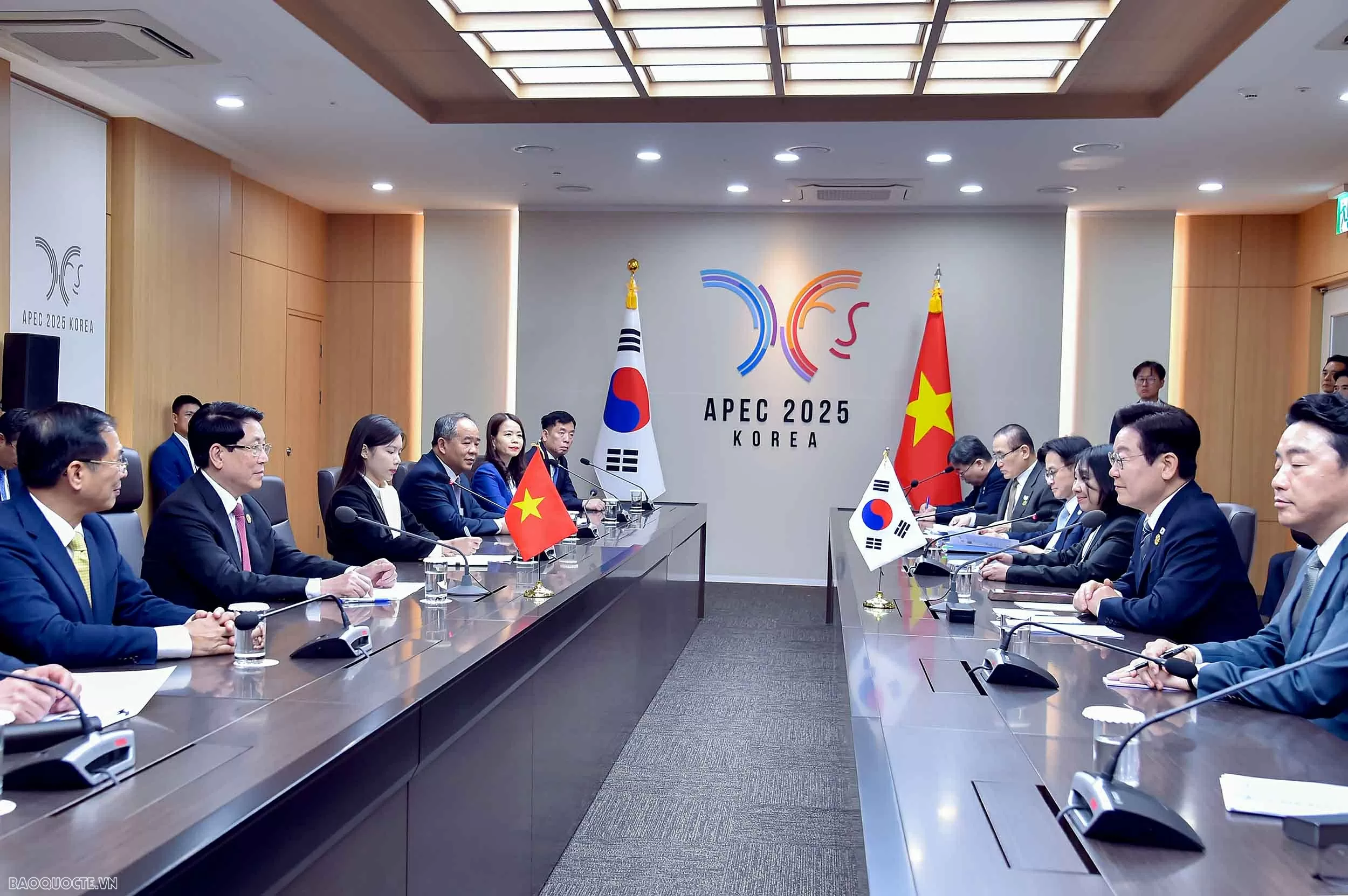 Chuyến công tác của Chủ tịch nước tại APEC 2025: Chuyển tải thông điệp về tầm nhìn, định hướng và quyết tâm đổi mới, sáng tạo của Việt Nam Chuyến công tác của Chủ tịch nước tại APEC 2025: Chuyển tải thông điệp về tầm nhìn, định hướng và quyết tâm đổi mới, sáng tạo của Việt Nam