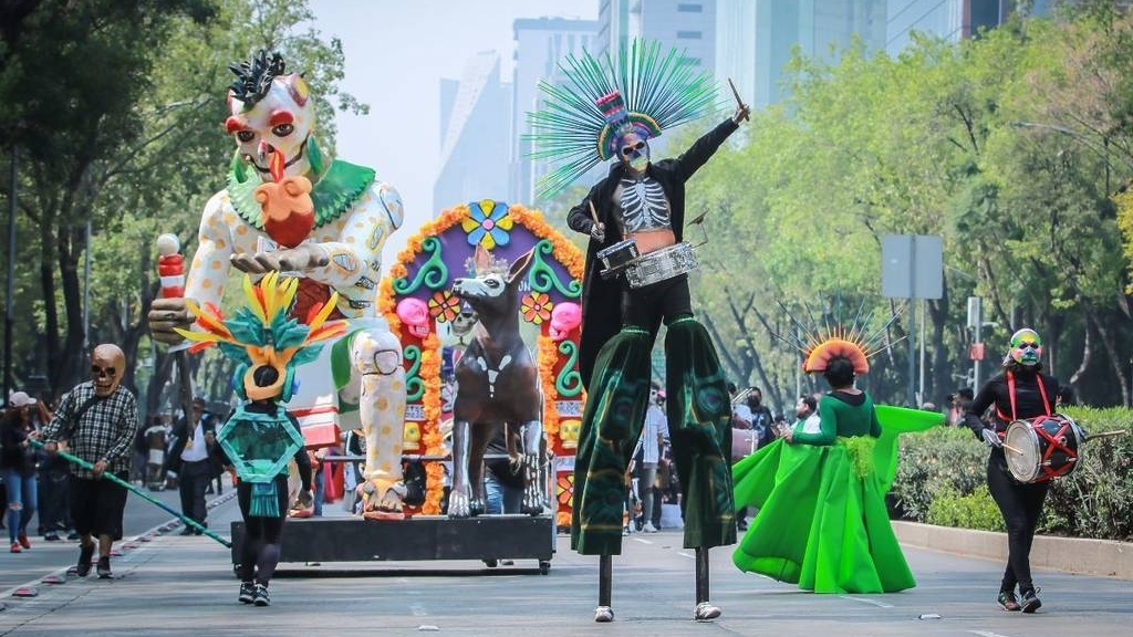 le hoi nguoi chet o mexico mim cuoi voi nhung mat mat diu dang hon voi cuoc doi