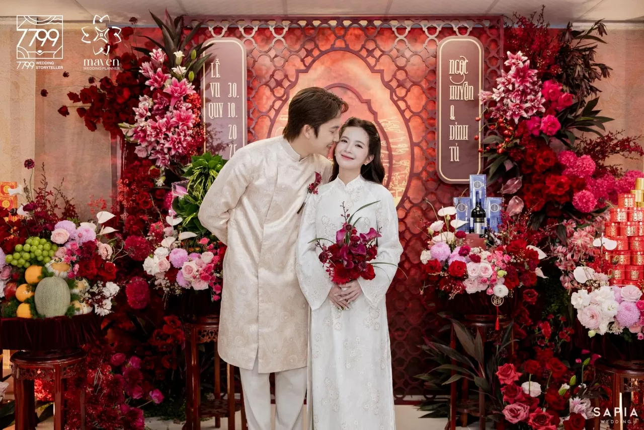 Diễn viên Ngọc Huyền xinh đẹp, rạng rỡ trong lễ ăn hỏi Diễn viên Ngọc Huyền xinh đẹp, rạng rỡ trong lễ ăn hỏi