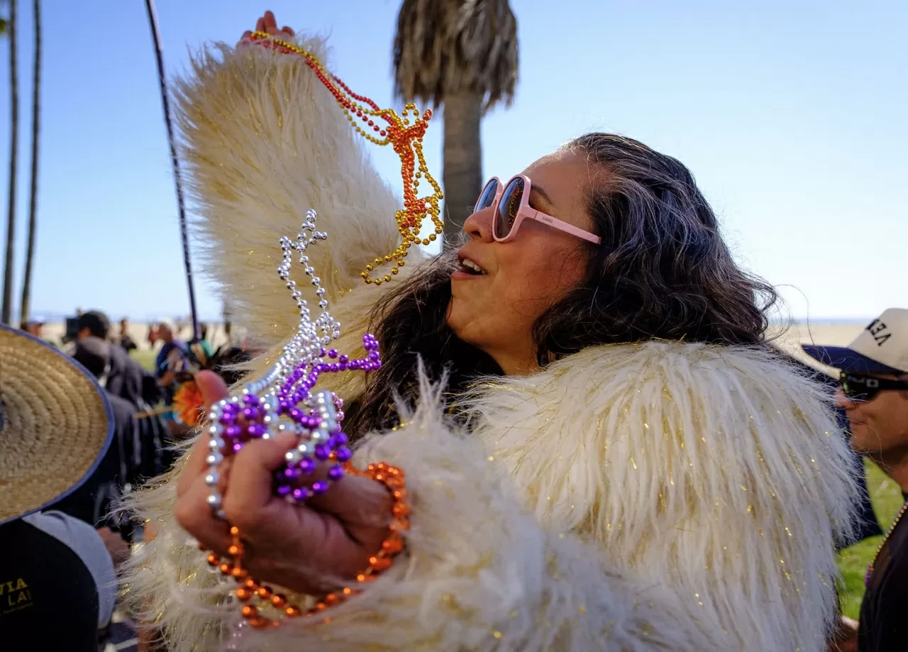 Bãi biển Venice 120 năm qua Tận hưởng sự phóng khoáng, tự do, mang đậm phong cách bohemian nơi bãi biển Venice của nước Mỹ