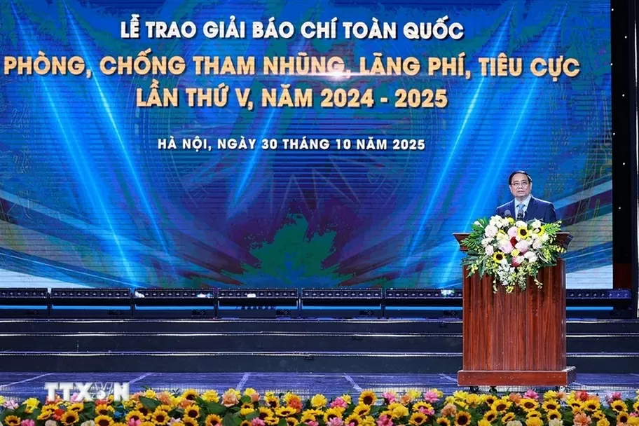 Thủ tướng Phạm Minh Chính dự lễ trao giải báo chí toàn quốc phòng, chống tham nhũng, lãng phí, tiêu cực