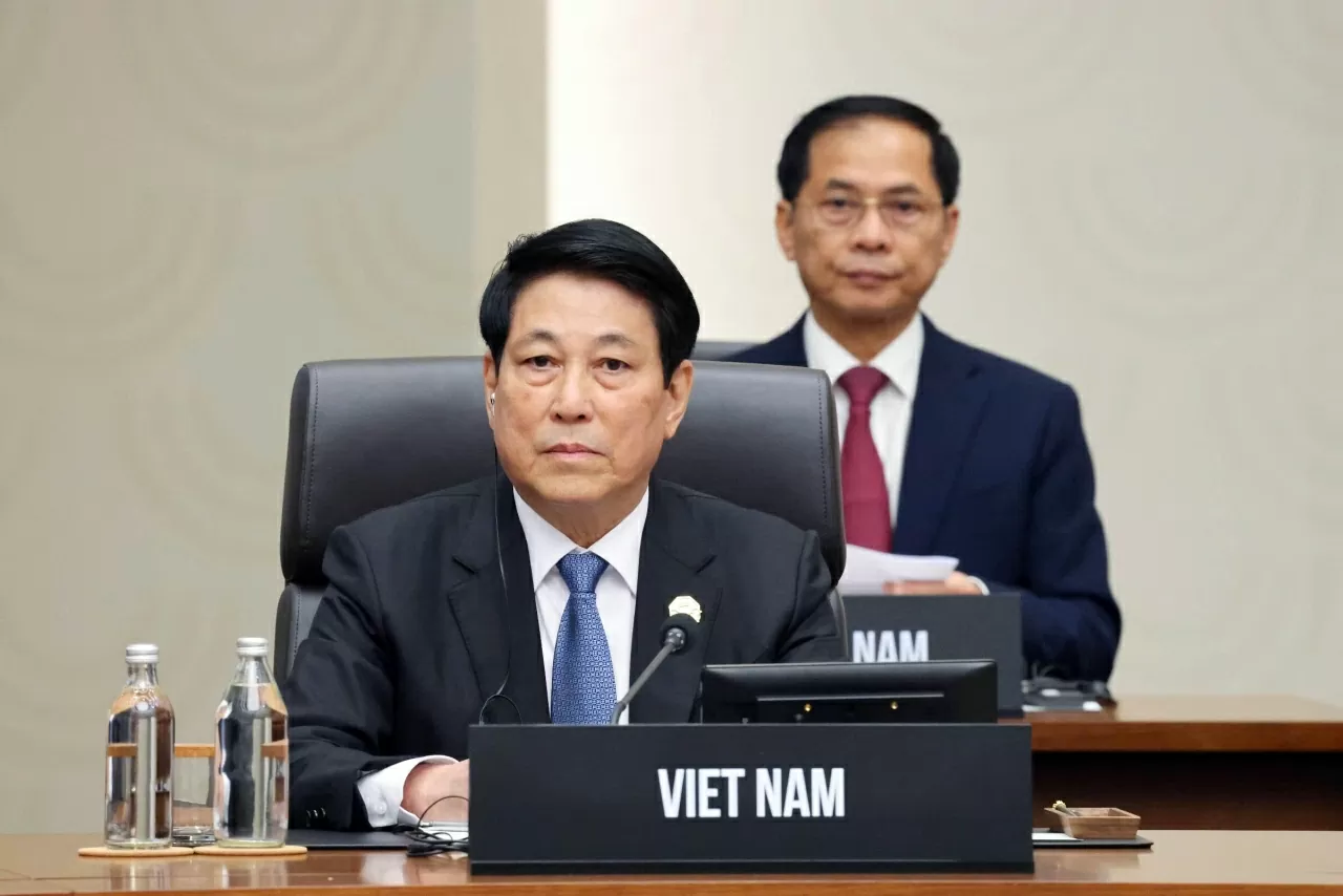 Chủ tịch nước Lương Cường dự họp Hội nghị lần thứ nhất Hội nghị cấp cao APEC lần thứ 32 Chủ tịch nước Lương Cường dự họp Hội nghị lần thứ nhất Hội nghị cấp cao APEC lần thứ 32
