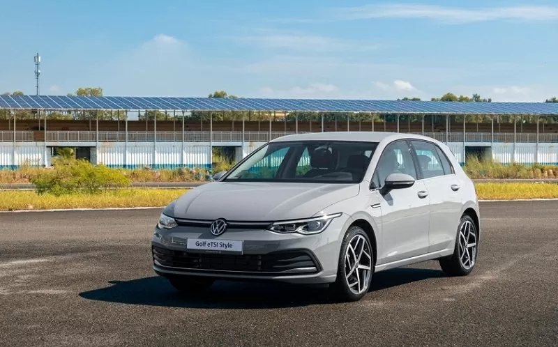 Cận cảnh Volkswagen Golf vừa ra mắt tại Việt Nam, giá từ 798 triệu đồng