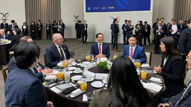 Phó Thủ tướng Bùi Thanh Sơn tham dự Đối thoại giữa các Nhà Lãnh đạo APEC với Hội đồng tư vấn kinh doanh APEC