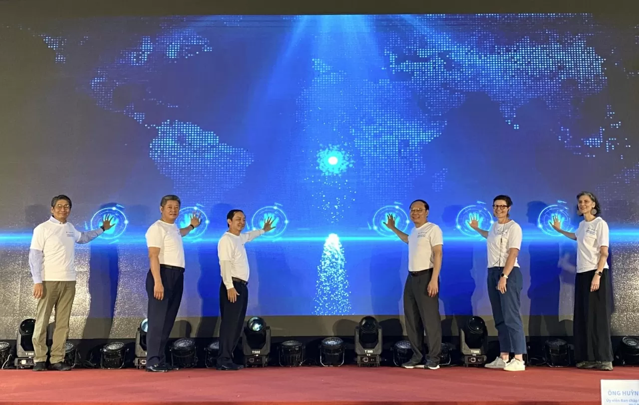 Quyết tâm của Việt Nam trong nâng cao chất lượng môi trường, hướng tới giảm phát thải ròng bằng 0 vào năm 2050 Quyết tâm của Việt Nam trong nâng cao chất lượng môi trường, hướng tới giảm phát thải ròng bằng 0 vào năm 2050