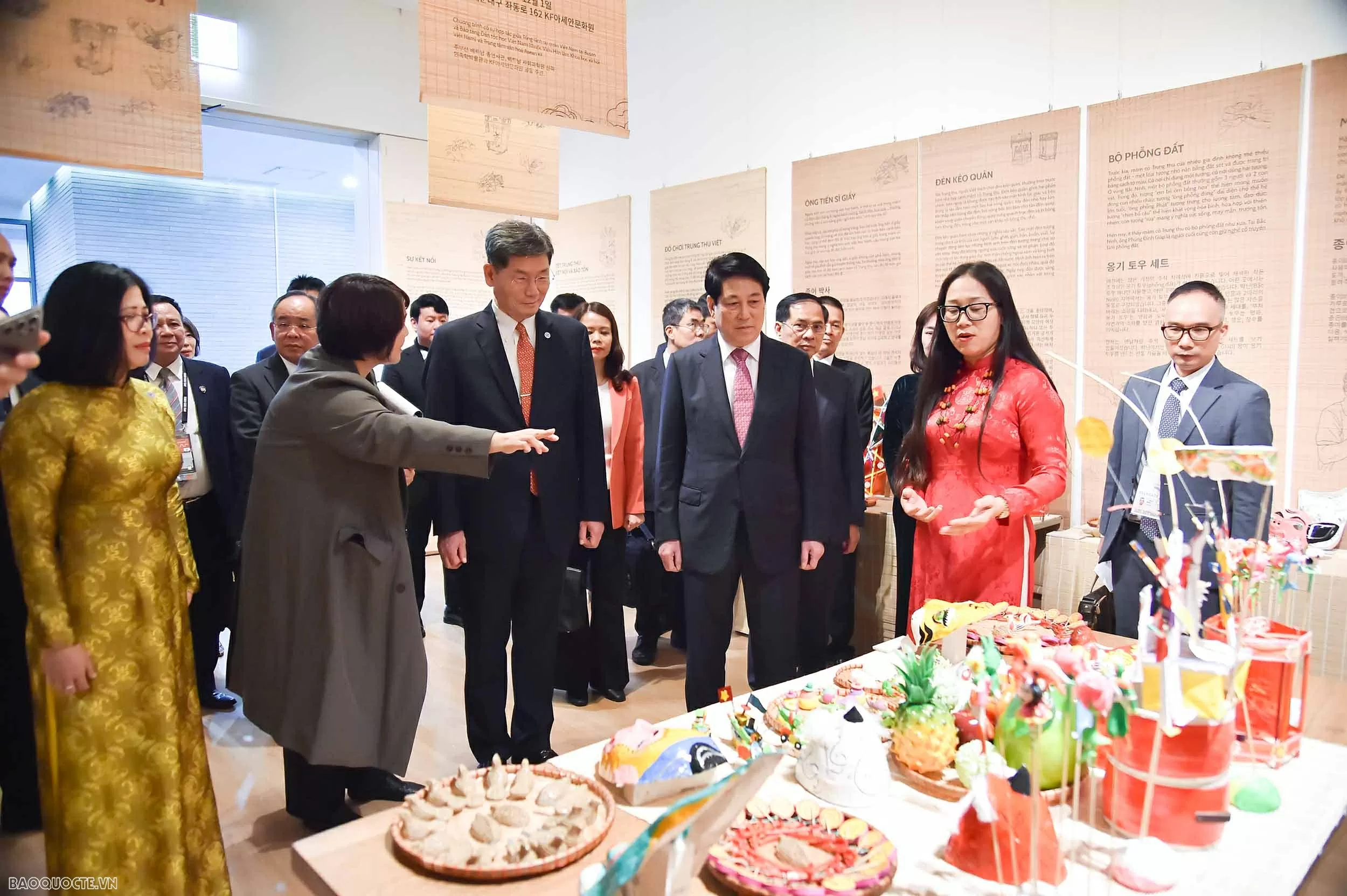 Chủ tịch nước Lương Cường tiếp Chủ tịch Quỹ Giao lưu Quốc tế Hàn Quốc, chứng kiến trao văn kiện hợp tác văn hóa