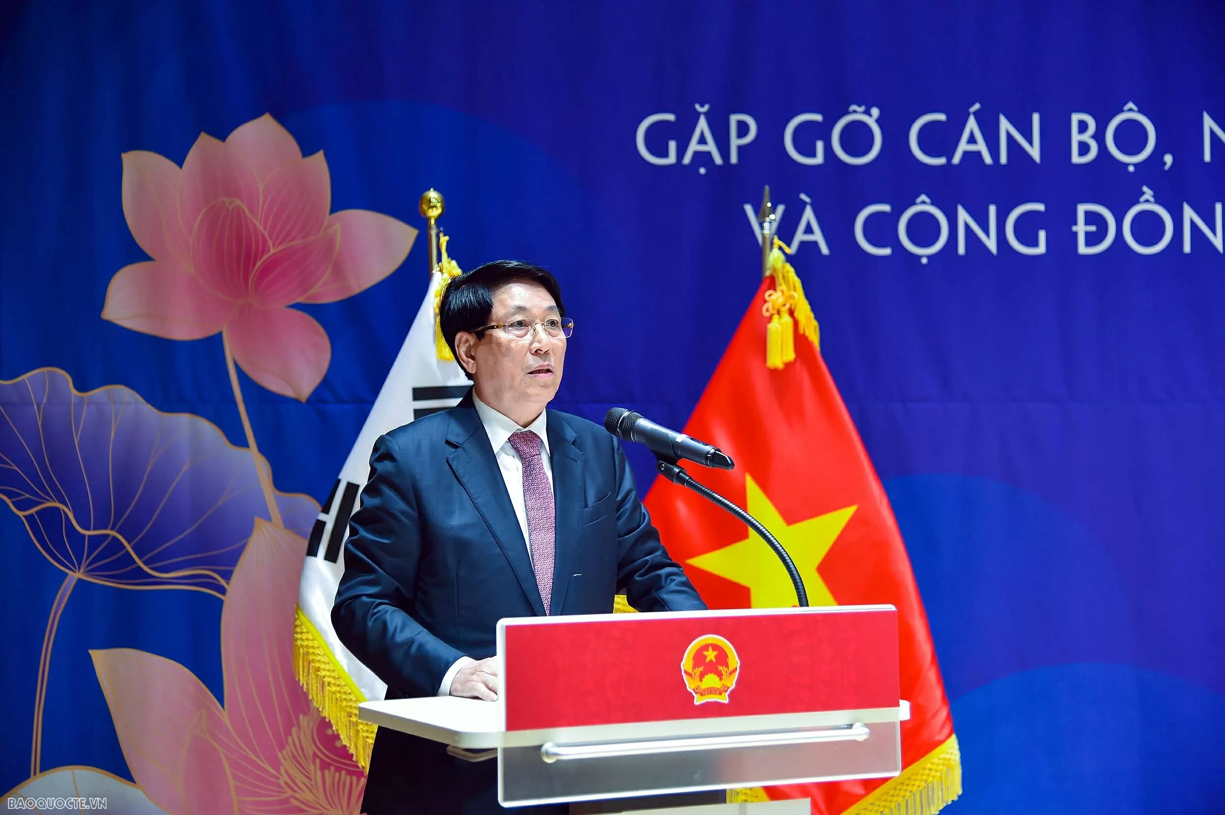 Chủ tịch nước Lương Cường gặp mặt cộng đồng người Việt Nam tại Đông Nam Hàn Quốc Chủ tịch nước Lương Cường gặp mặt cộng đồng người Việt Nam tại Đông Nam Hàn Quốc