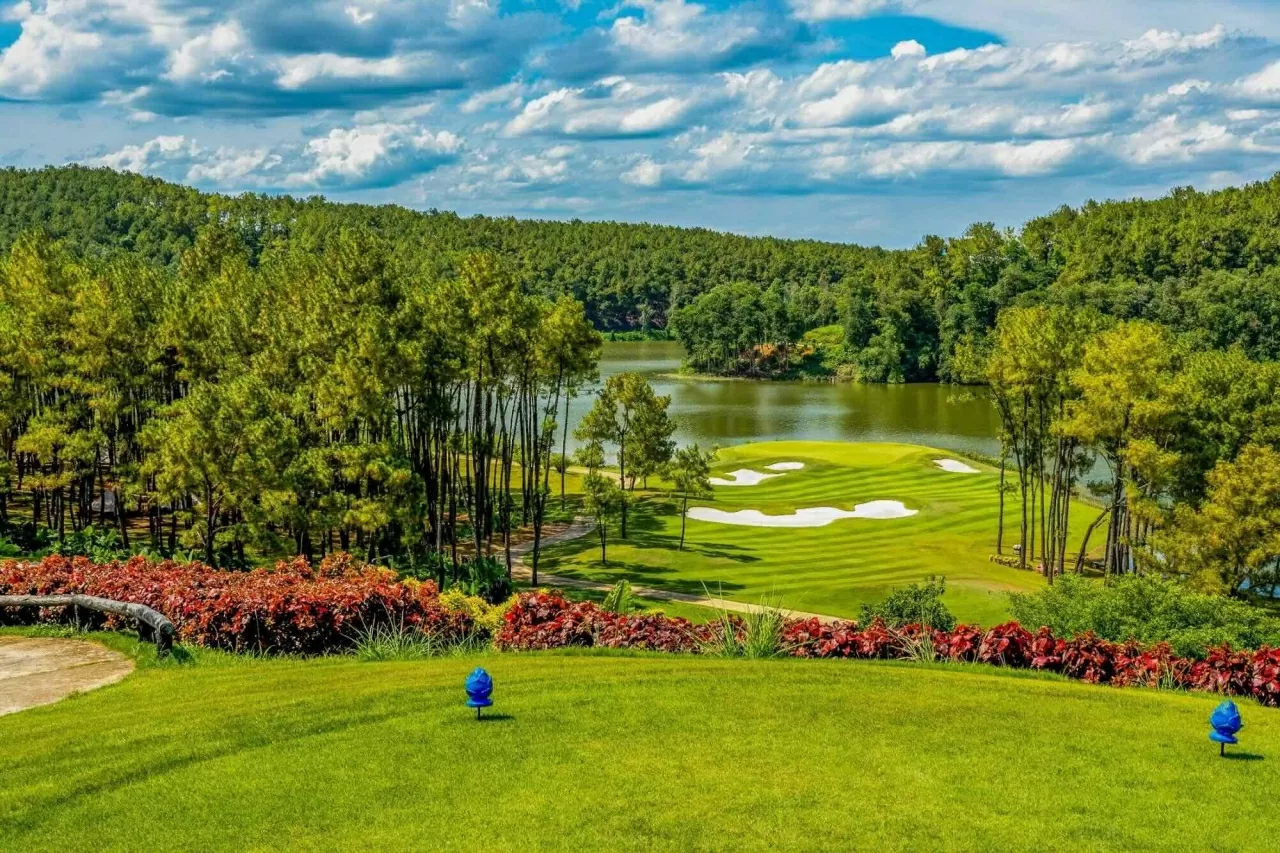 Kinh tế golf: Cú ‘swing’ mạnh mẽ của ngành du lịch thế giới