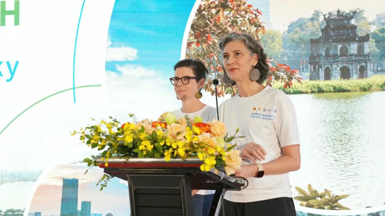 Không khí sạch cho bầu trời xanh: Chung tay hành động vì tương lai Không khí sạch cho bầu trời xanh: Chung tay hành động vì tương lai