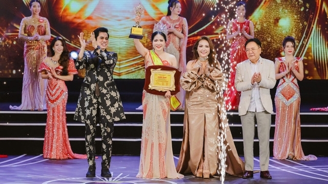 Trần Thị Phương đăng quang Hoa hậu Nhân ái cuộc thi Miss Asian 2025 với dự án 'Ươm mầm hy vọng'