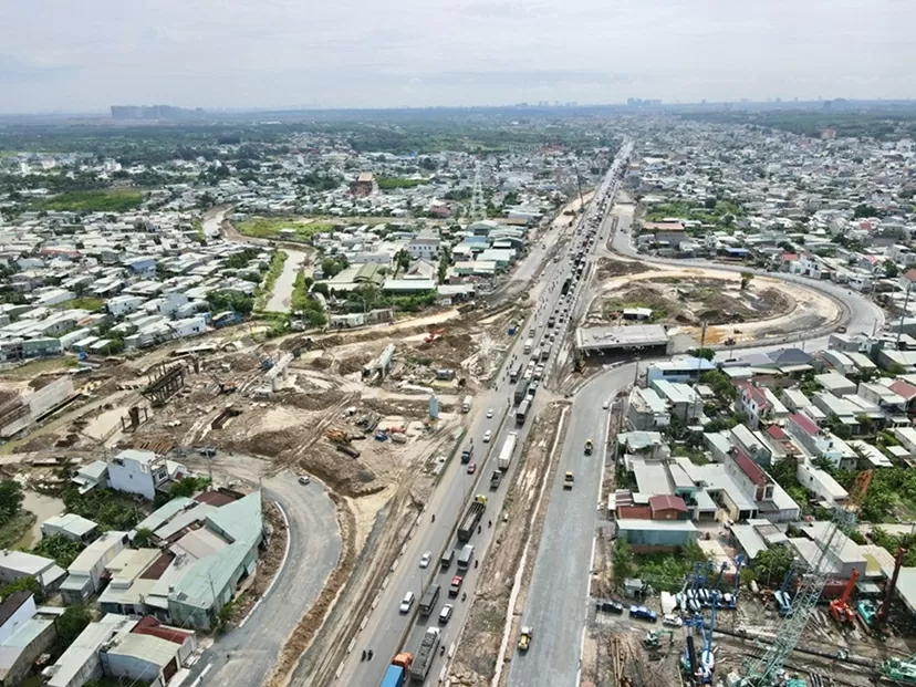 Cao tốc Biên Hoà - Vũng Tàu sản lượng gần 50% và sẽ thông xe kỹ thuật vào 19/12 tới. (Nguồn: dongnai.gov)