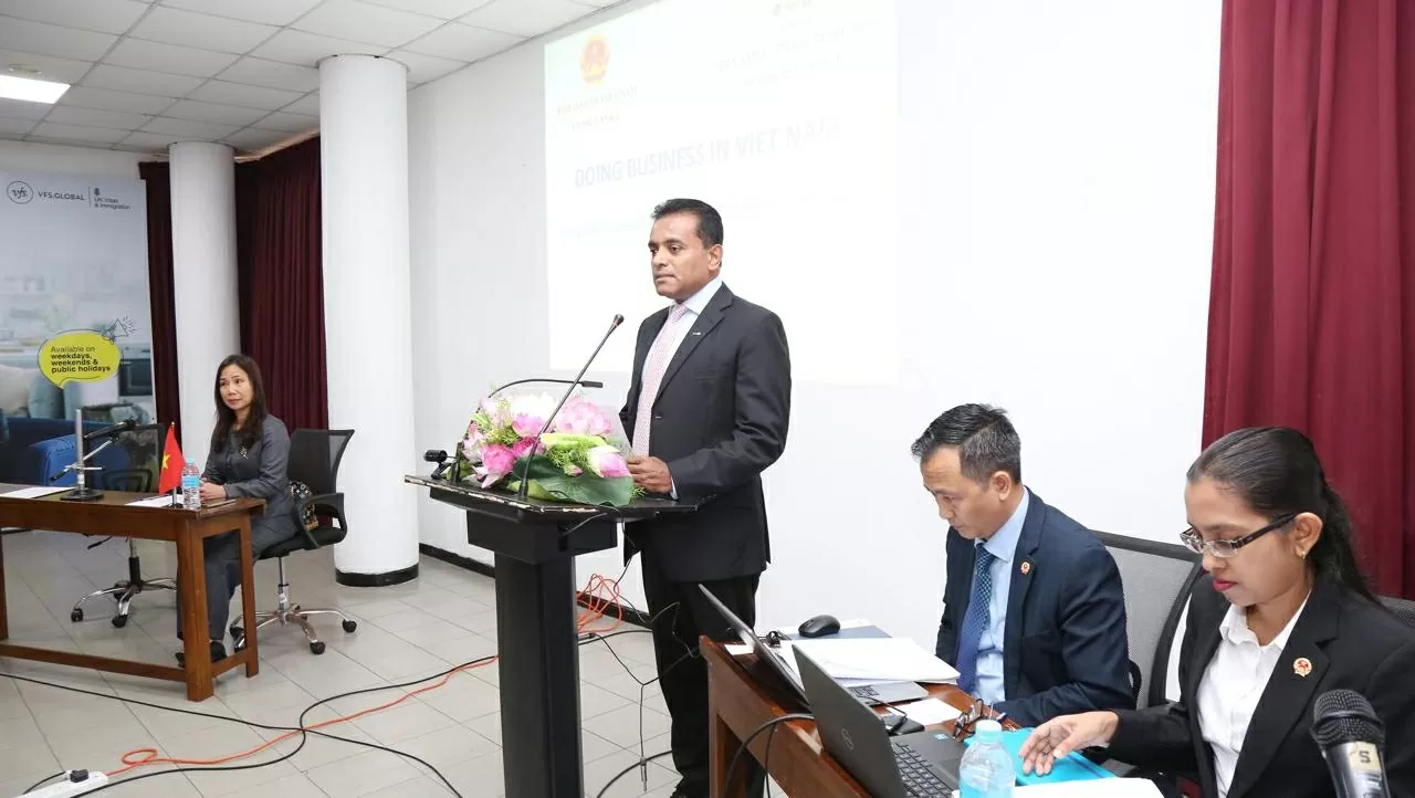 Hội thảo Kinh doanh - đầu tư tại Việt Nam: Cơ hội, thách thức và chiến lược cho doanh nghiệp Sri Lanka Hội thảo Kinh doanh - đầu tư tại Việt Nam: Cơ hội, thách thức và chiến lược cho doanh nghiệp Sri Lanka