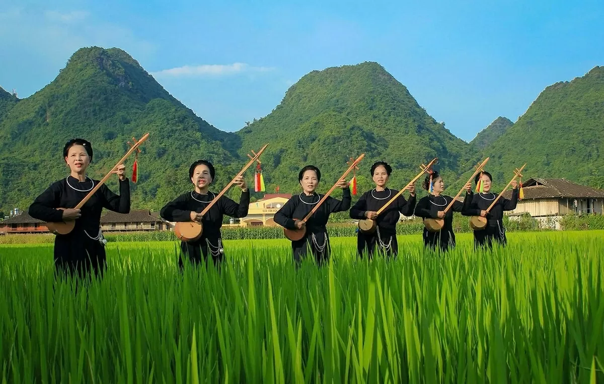 Ngôi làng đặc biệt dưới thung lũng Bắc Sơn