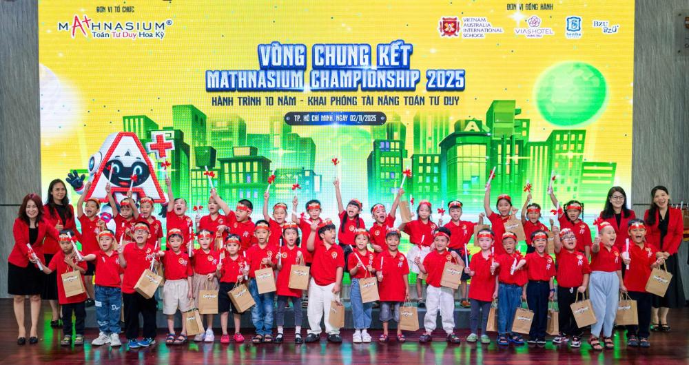 Vinh danh 18 gương mặt xuất sắc nhất tại Chung kết phía Nam Mathnasium Championship 2025