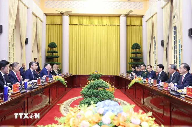Chủ tịch nước Lương Cường tiếp Bộ trưởng Bộ Chiến tranh Hoa Kỳ