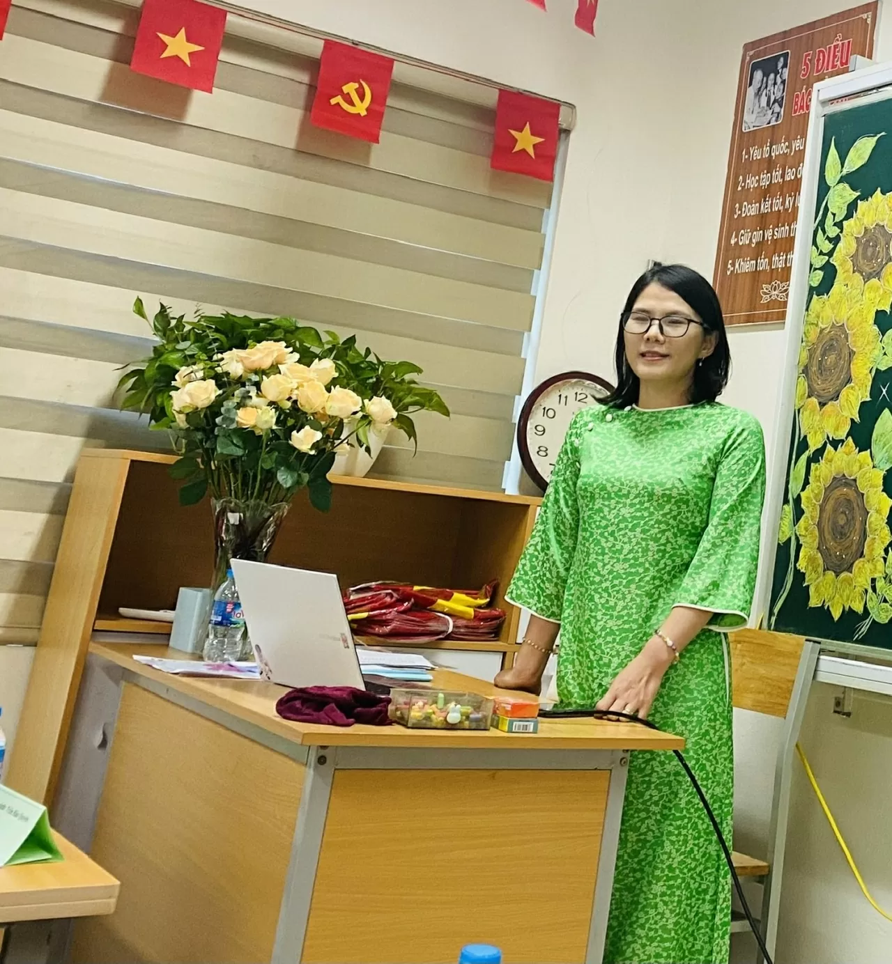 Dự kiến nhiều chính sách đặc thù về tiền lương, chế độ phụ cấp đối với nhà giáo Dự kiến nhiều chính sách đặc thù về tiền lương, chế độ phụ cấp đối với nhà giáo