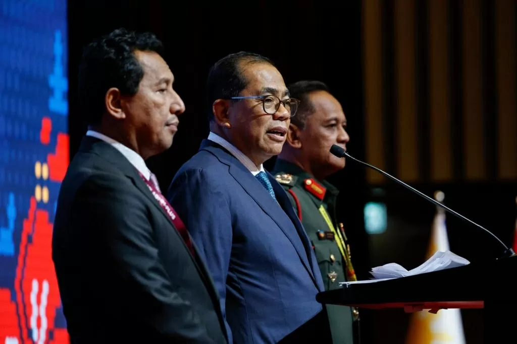 Trung Quốc ra cam kết về Biển Đông