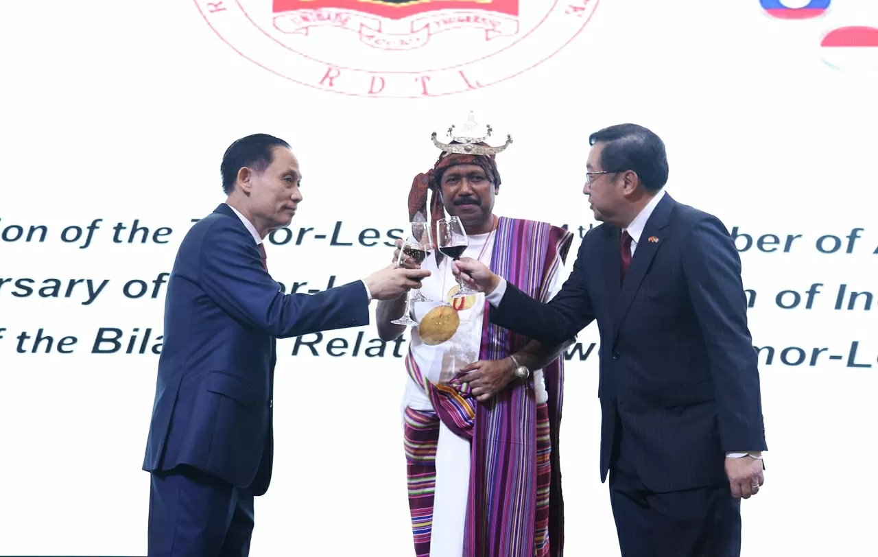 Bí thư Trung ương Đảng, Bộ trưởng Ngoại giao Lê Hoài Trung, 