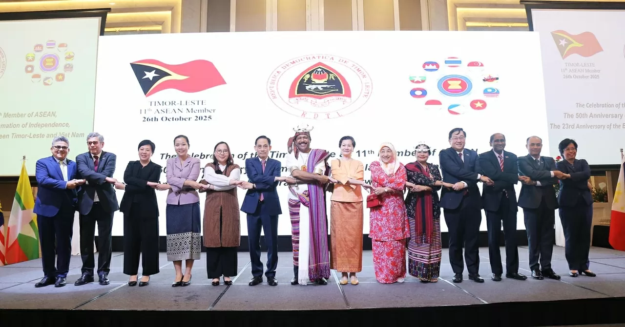 Đại sứ các nước thành viên ASEAN tại Việt Nam chụp bức ảnh lưu niệm. (Ảnh: Thành Long)