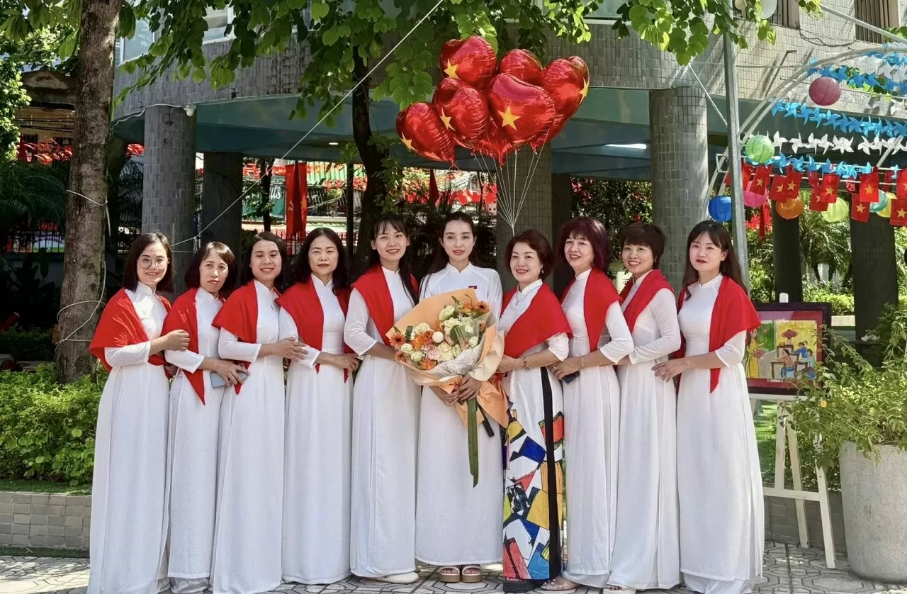 Tăng lương giáo viên: Động lực để người thầy vững tâm với nghề Tăng lương giáo viên: Động lực để người thầy vững tâm với nghề