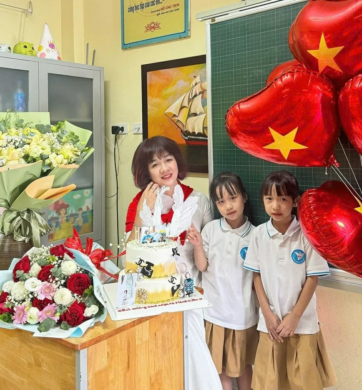 Tăng lương giáo viên: Động lực để người thầy vững tâm với nghề Tăng lương giáo viên: Động lực để người thầy vững tâm với nghề