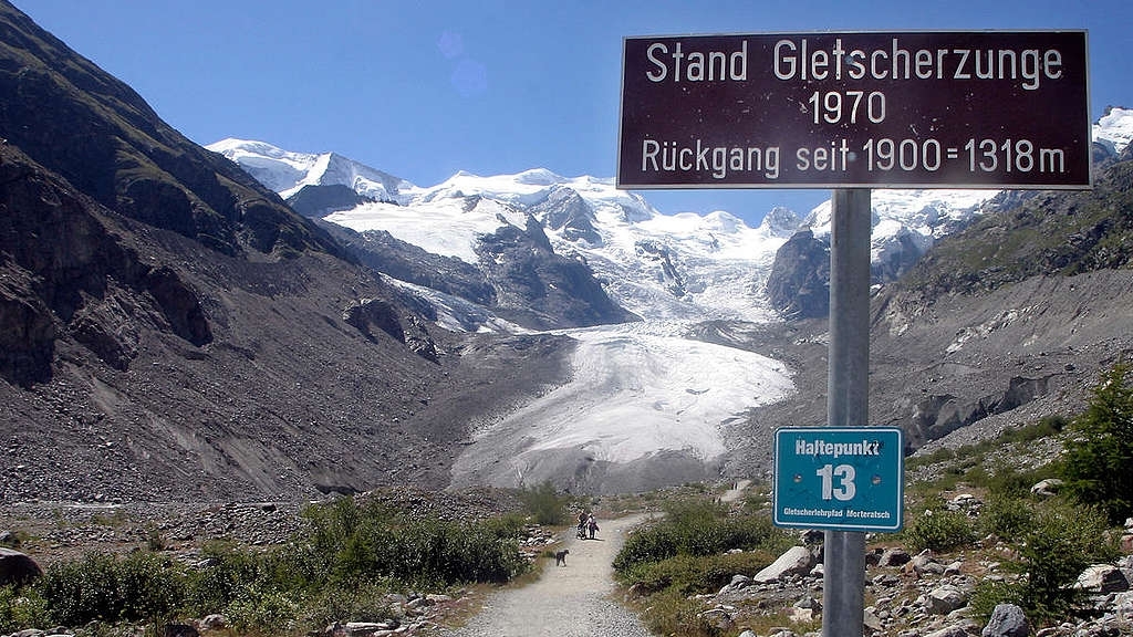 Thời tiết cực đoan và sự 'bào mòn sức khỏe' Trái đất