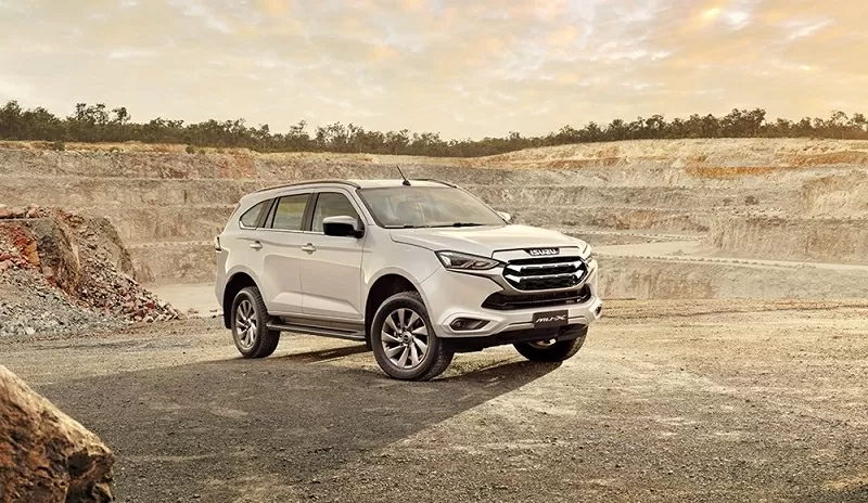 Cập nhật bảng giá xe hãng Isuzu mới nhất tháng 11/2025.