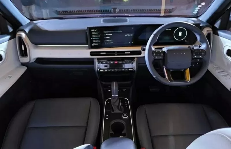 Hyundai Venue 2026 gây ấn tượng mạnh với khoang nội thất được tái thiết kế toàn diện. Hyundai Venue 2026 gây ấn tượng mạnh với khoang nội thất được tái thiết kế toàn diện.