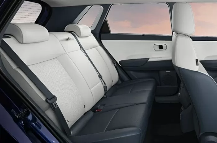 Thế hệ mới của Hyundai Venue 2026 được nâng tầm toàn diện về trang bị, mang lại trải nghiệm tiện nghi vượt trội so với phân khúc. Thế hệ mới của Hyundai Venue 2026 được nâng tầm toàn diện về trang bị, mang lại trải nghiệm tiện nghi vượt trội so với phân khúc.