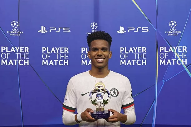Được UEFA vinh danh, Estevao đi vào lịch sử Nam Mỹ Được UEFA vinh danh, Estevao đi vào lịch sử Nam Mỹ