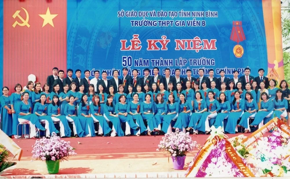 THPT Gia Viễn B (Ninh Bình): 60 năm bền bỉ viết bài ca tri thức THPT Gia Viễn B (Ninh Bình): 60 năm bền bỉ viết bài ca tri thức