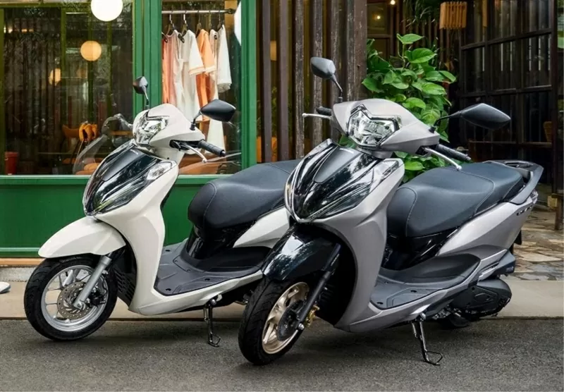 Honda Lead 2026 ra mắt khách hàng Việt với ba phiên bản gồm Tiêu chuẩn, Cao cấp và Đặc biệt.