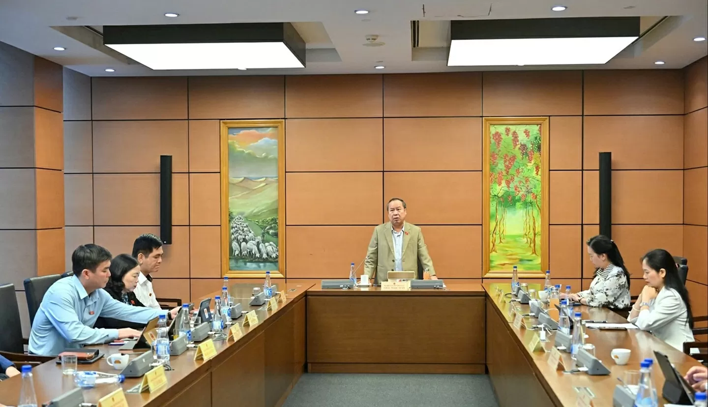 Các ĐBQH thuộc tổ 5. (Ảnh: Quang Khánh)