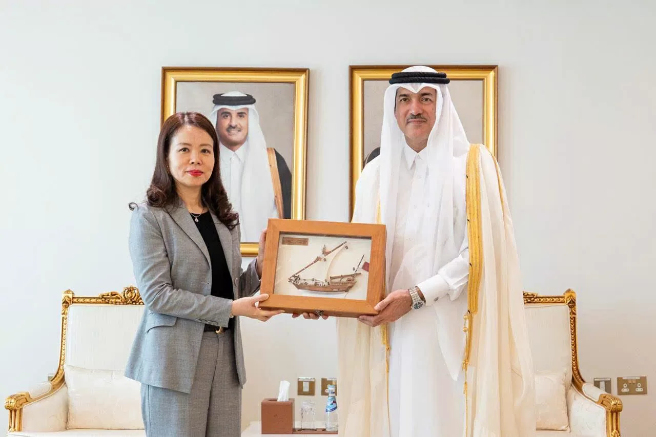 Thứ trưởng Ngoại giao Nguyễn Minh Hằng tiếp xúc song phương tại Hội nghị thượng đỉnh thế giới về Phát triển xã hội