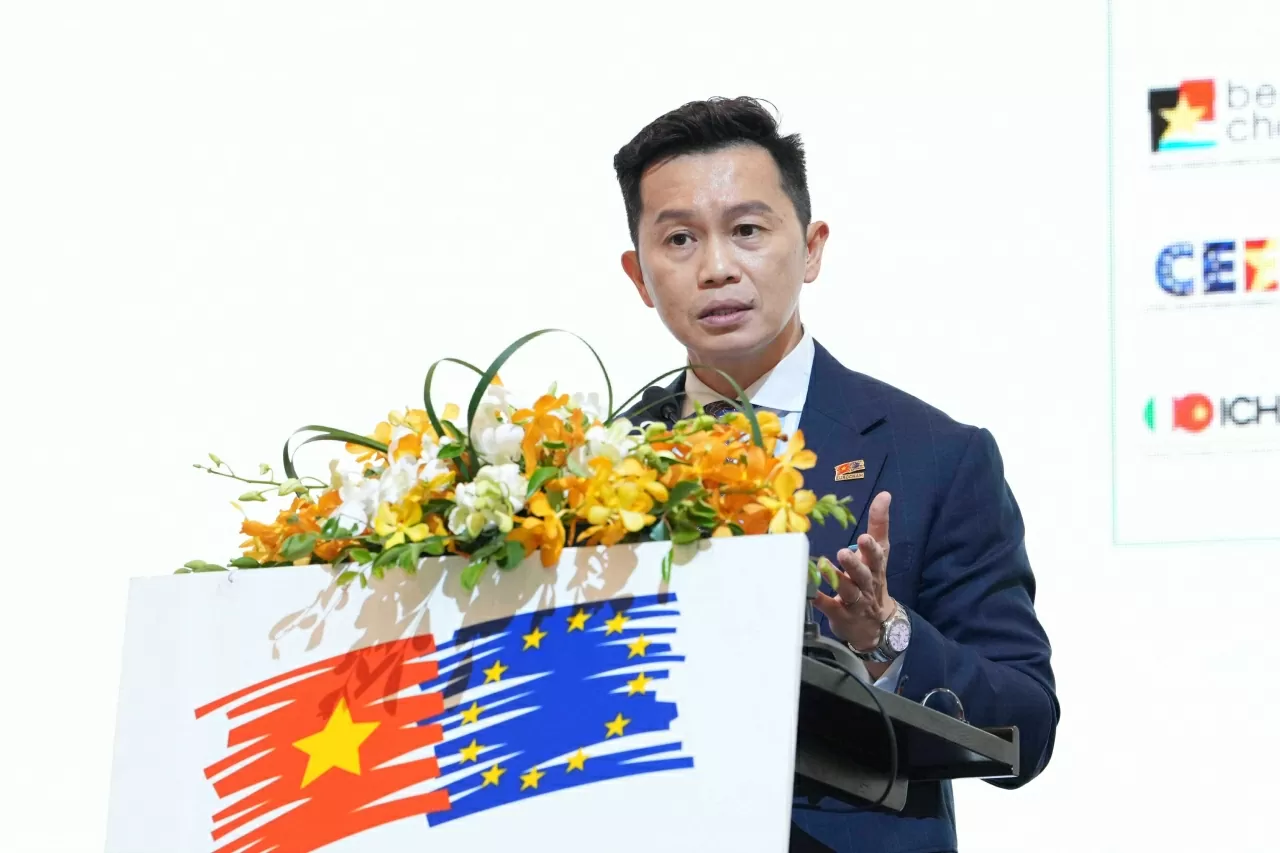 Diễn đàn Kinh tế Xanh 2025: Tiên phong đổi mới, kiến tạo tương lai Diễn đàn Kinh tế Xanh 2025: Tiên phong đổi mới, kiến tạo tương lai
