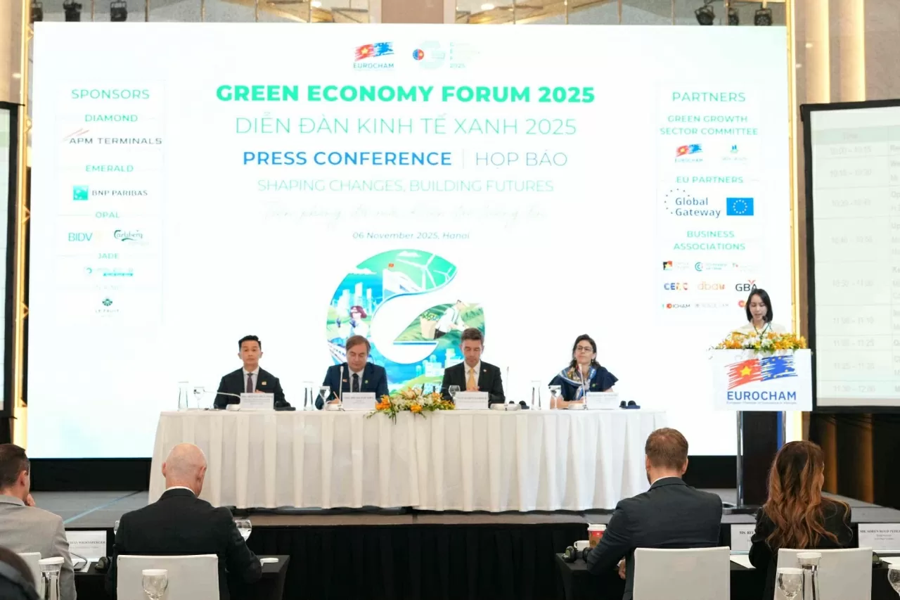 Diễn đàn Kinh tế Xanh 2025: Tiên phong đổi mới, kiến tạo tương lai Diễn đàn Kinh tế Xanh 2025: Tiên phong đổi mới, kiến tạo tương lai