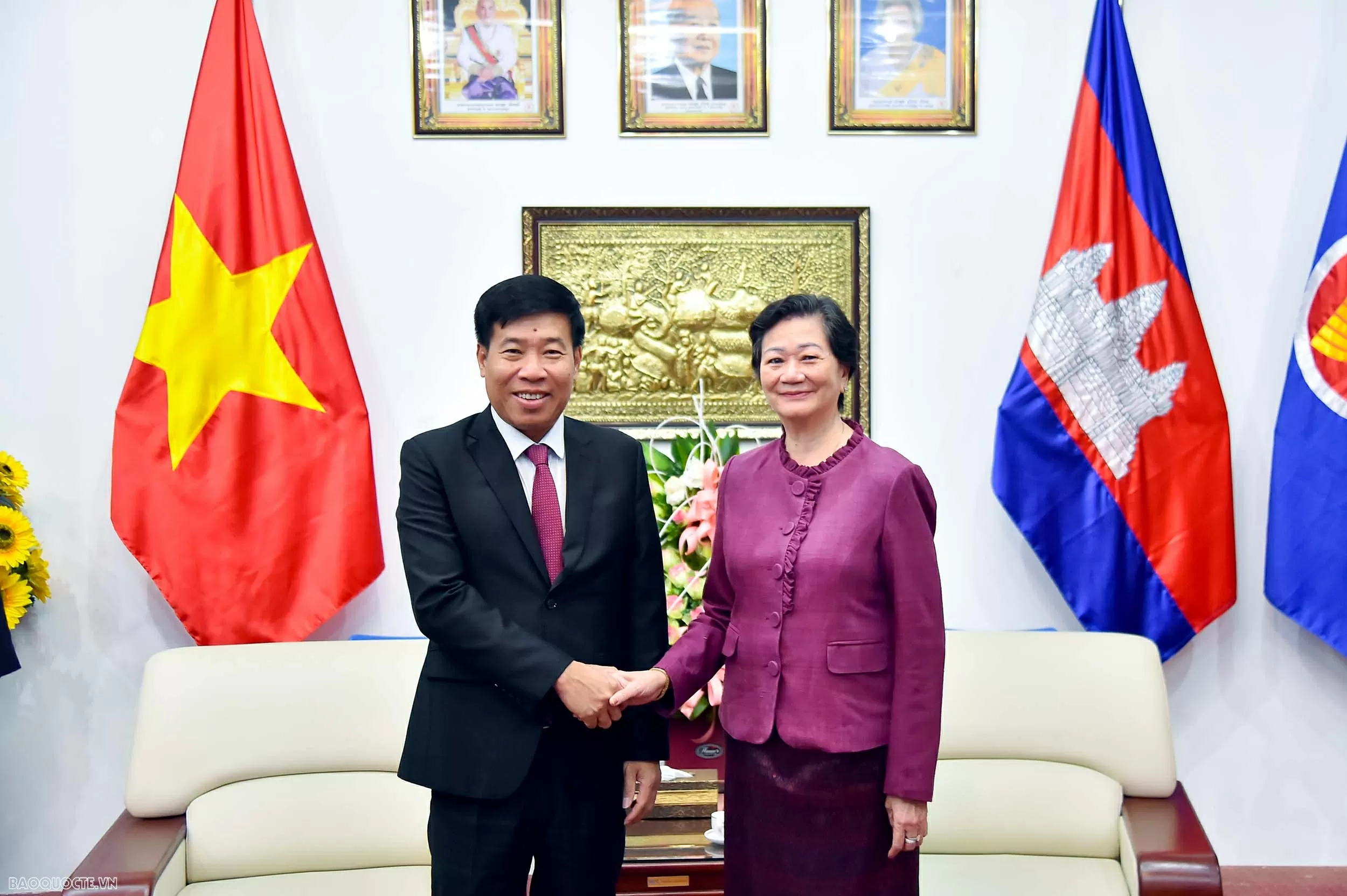 Thúc đẩy quan hệ láng giềng tốt đẹp, hữu nghị truyền thống Việt Nam – Campuchia Thúc đẩy quan hệ láng giềng tốt đẹp, hữu nghị truyền thống Việt Nam - Campuchia
