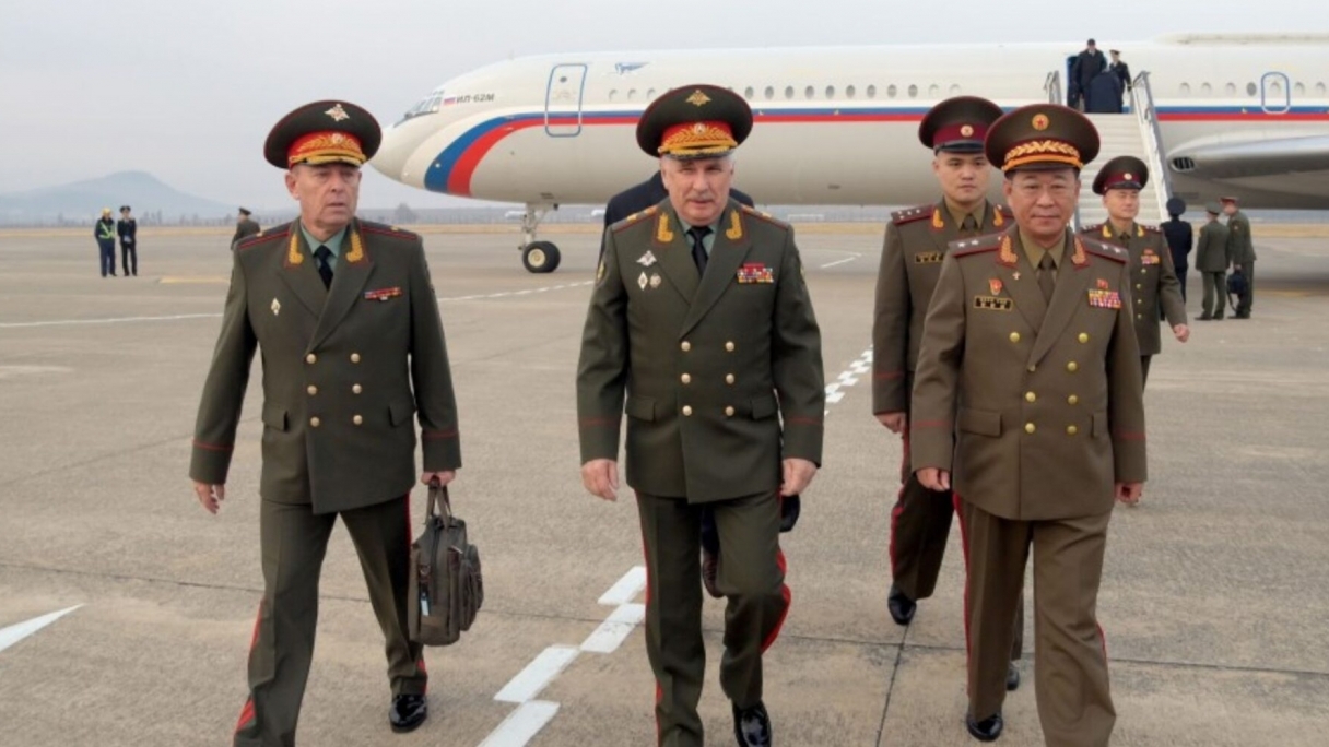 phai doan quan su nga tham trieu tien siet chat hop tac quan su