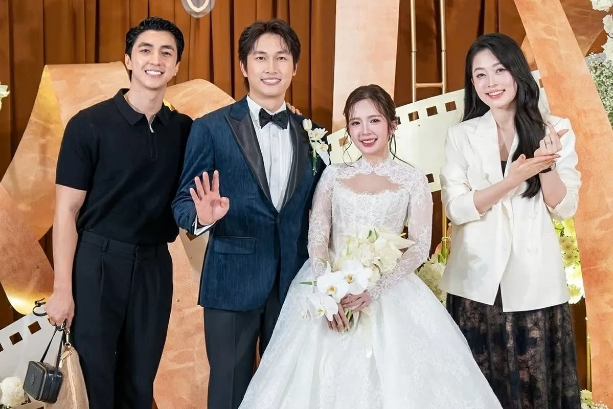 Ngọc Huyền đẹp rạng ngời bên cạnh chú rể Đình Tú