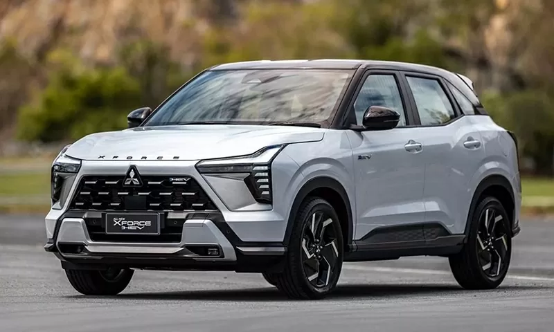 Mitsubishi Xforce HEV 2026 là mẫu SUV hạng B đầu tiên của Mitsubishi sở hữu hệ truyền động hybrid. Mitsubishi Xforce HEV 2026 là mẫu SUV hạng B đầu tiên của Mitsubishi sở hữu hệ truyền động hybrid.
