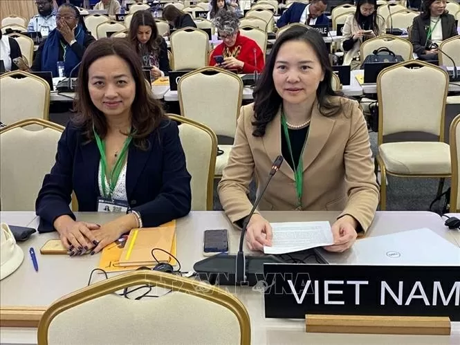 Dự thảo Nghị quyết do Việt Nam đề xuất được Đại hội đồng UNESCO đồng thuận thông qua Dự thảo Nghị quyết do Việt Nam đề xuất được Đại hội đồng UNESCO đồng thuận thông qua