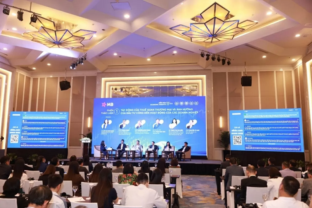 MB Economic Insights 2025: Tái khẳng định vị thế lãnh đạo và chiến lược toàn diện đồng hành doanh nghiệp MB Economic Insights 2025: Tái khẳng định vị thế lãnh đạo và chiến lược toàn diện đồng hành doanh nghiệp