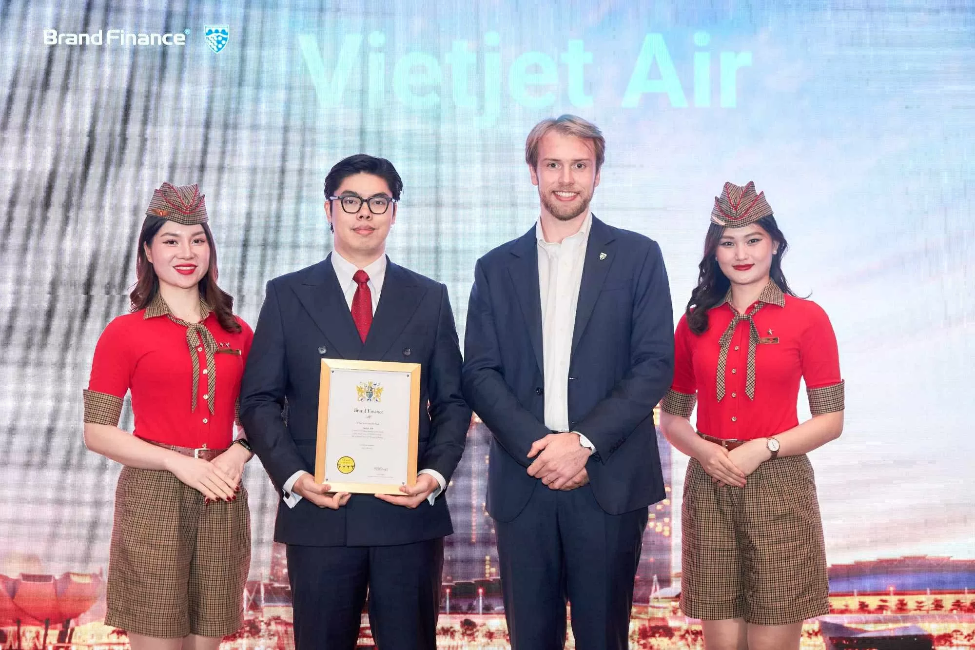 Vietjet thuộc nhóm thương hiệu hàng không lớn nhất ASEAN 2025 Vietjet thuộc nhóm thương hiệu hàng không lớn nhất ASEAN 2025
