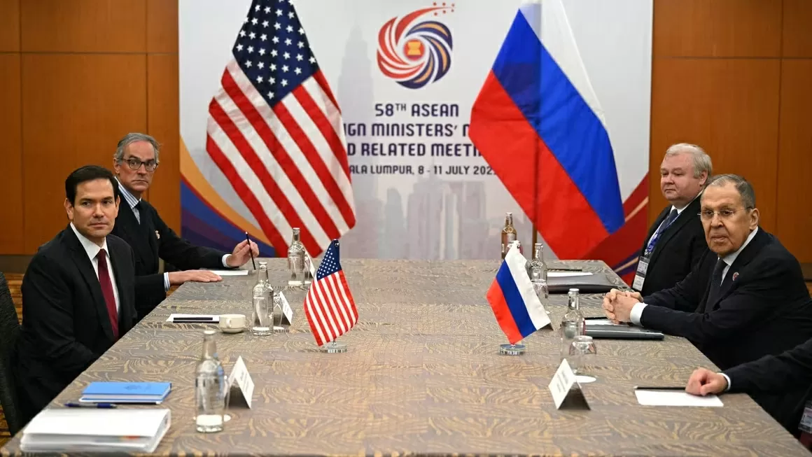 Ngoại trưởng Nga tuyên bố sẵn sàng gặp người đồng cấp Mỹ Ngoại trưởng Nga tuyên bố sẵn sàng gặp người đồng cấp Mỹ